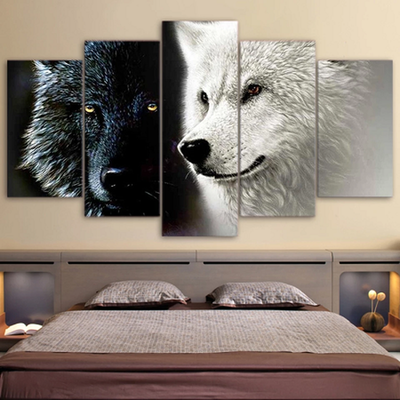 Svart och vit varg | 5 delar Svart och vit varg | 5 delar Diamantmålning | Eget foto diamantmålnings | Diamond painting | Fyndiq | Sverige